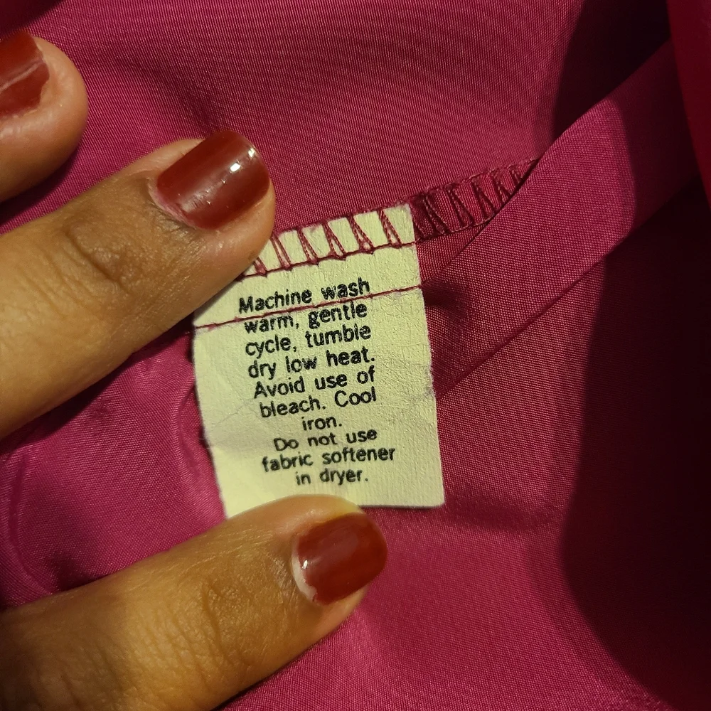 Bethany Vintage Blouse Bright Pink Silk Like Material Sz 11/12 - Picture 3 of 12